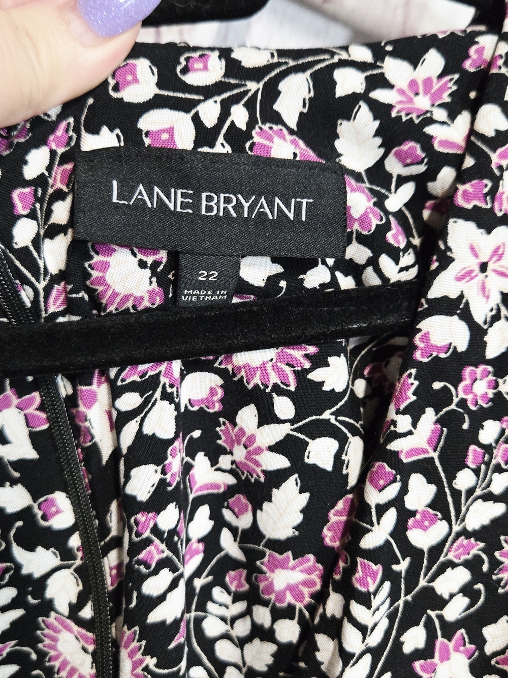Lane Bryant Floral Romper Pink White Crossover Tie Waist Plus Cruise Resort Chic - Picture 3 of 9